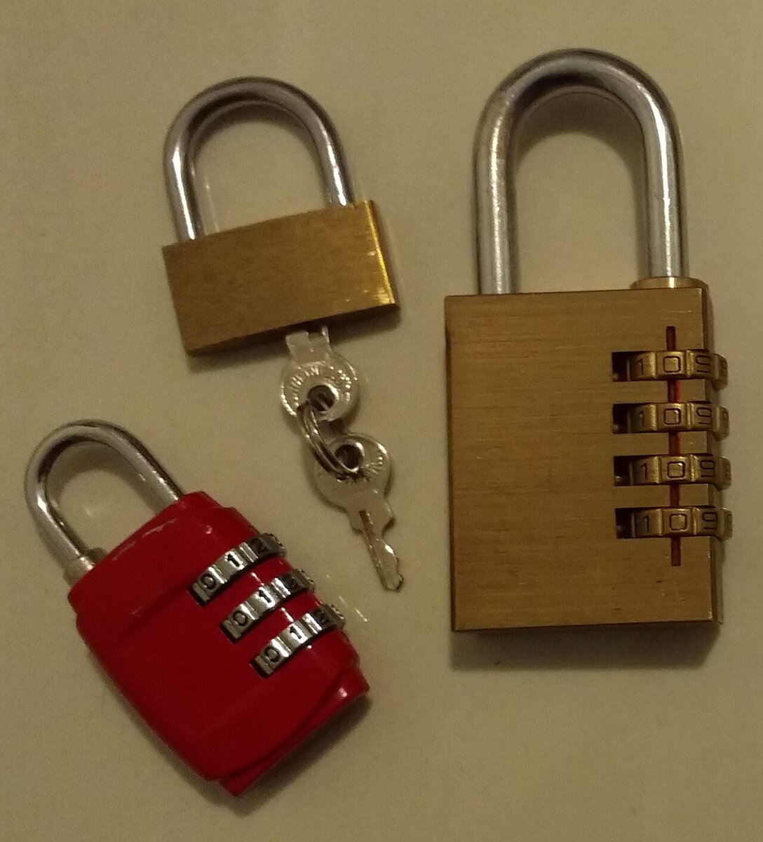 Padlock 50mm (Tri-Circle)